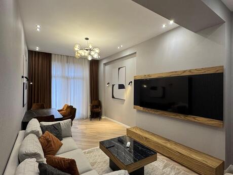 2-room new-build apartment for sale in İzmir Residence, 92 m², 442 000 AZN, photo 3 / 12