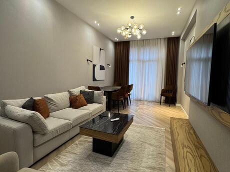 2-room new-build apartment for sale in İzmir Residence, 92 m², 442 000 AZN, photo 2 / 12