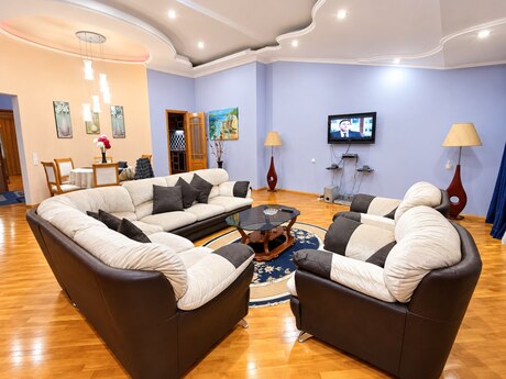 Nizamidə 2 otaqlı yeni tikili mənzil kirayə verilir, 130 m², 1 000 AZN/ay, şəkil 2 / 12