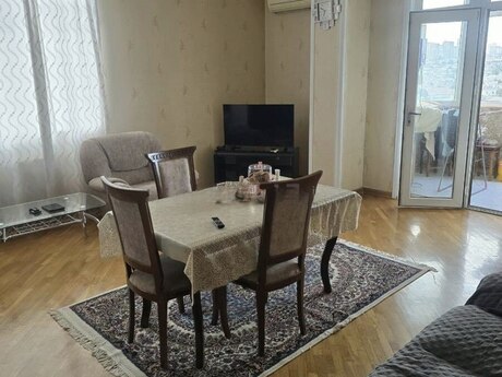 Gənclikdə 2 otaqlı yeni tikili mənzil satılır, 90 m², 270 000 AZN, şəkil 2 / 10