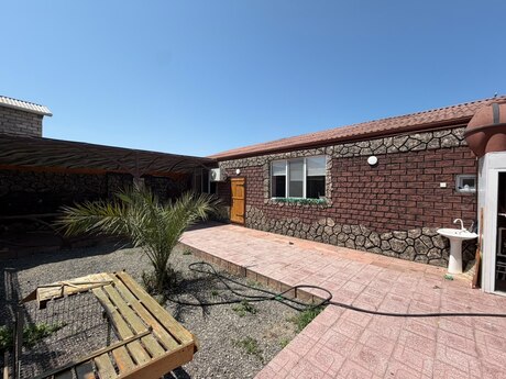 Şüvəlanda 3 otaqlı həyət evi satılır, 100 m², 93 000 AZN, şəkil 2 / 12