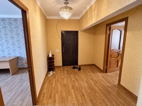 3-room new-build apartment for rent in Memar Əcəmi, 100 m², 650 AZN/mo, photo 2 / 8