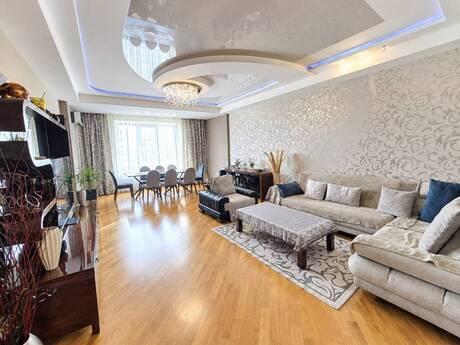 3 otaq · 165 m² · 7/15 mərtəbə, Nəriman Nərimanov
