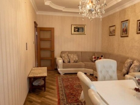 4 otaq · 90 m² · 9/9 mərtəbə, Qaraçuxur