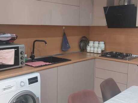 3 otaqlı mənzil, 100 m², Abşeron, 500 AZN