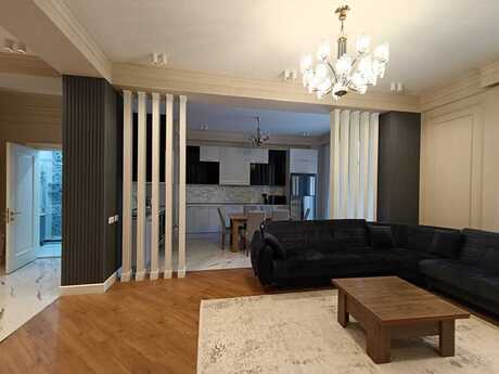 Elan №6539268 - Bakı, Ağ şəhər q., 3 otaqlı, 120 m², 3/6 mərtəbə