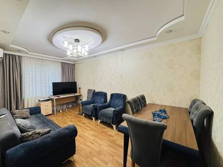 3 otaq · 65 m² · 8/9 mərtəbə, Bakıxanov