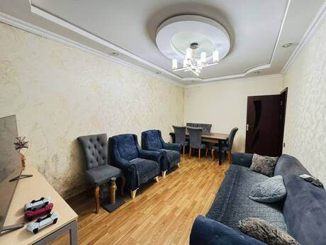 Bakıxanovda 3 otaqlı köhnə tikili mənzil satılır, 65 m², 195 000 AZN, şəkil 2 / 6
