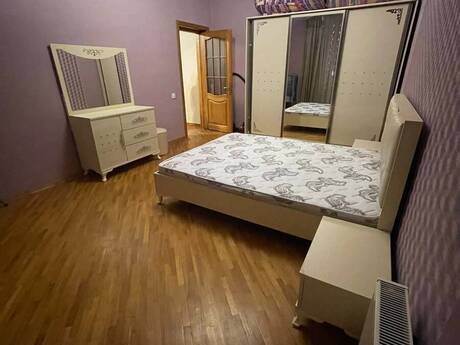 8 Noyabrda 2 otaqlı yeni tikili mənzil satılır, 85 m², 270 000 AZN, şəkil 3 / 8