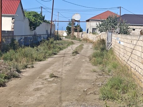 8 otaq · 308 m²