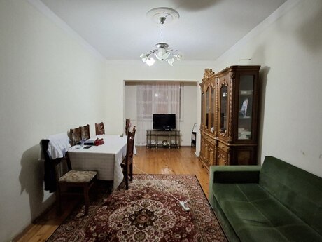 2-room old-build apartment for sale in Azadlıq Prospekti, 70 m², 185 000 AZN, photo 3 / 12