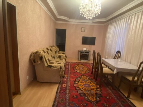 Elan №6539351 - Bakı, İnşaatçılar m., 3 otaqlı, 70 m²