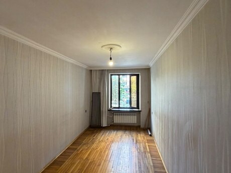 İnşaatçılarda 2 otaqlı köhnə tikili mənzil satılır, 55 m², 180 000 AZN, şəkil 5 / 9