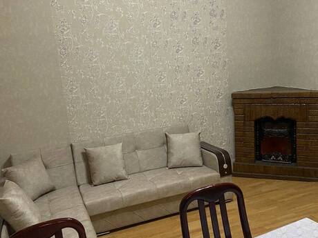 İçəri Şəhərdə 3 otaqlı köhnə tikili mənzil satılır, 70 m², 153 000 AZN, şəkil 2 / 10