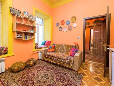 Elan №6539404 - Bakı, Sahil m., 2 otaqlı, 50 m², 1/4 mərtəbə