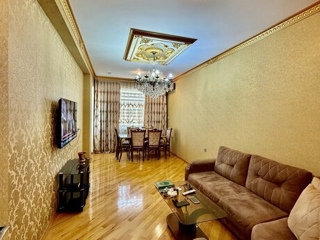 2 otaqlı mənzil, 58 m², Qara Qarayev, 210 000 AZN