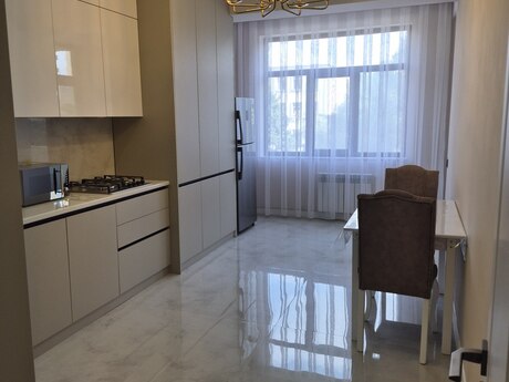 Neftçilərdə 2 otaqlı yeni tikili mənzil satılır, 103 m², 280 000 AZN, şəkil 2 / 12