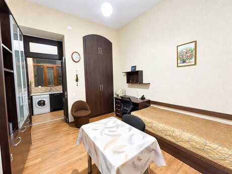 Elan №6539471 - Bakı, Sahil m., 1 otaqlı, 30 m², 2/2 mərtəbə