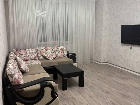 Yeni Günəşlidə 3 otaqlı yeni tikili mənzil kirayə verilir, 85 m², 700 AZN/ay, şəkil 3 / 6