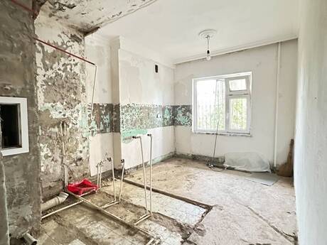 Yeni Yasamalda 4 otaqlı köhnə tikili mənzil satılır, 115 m², 190 000 AZN, şəkil 5 / 8