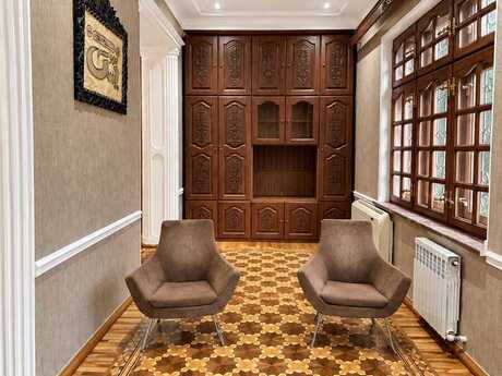 Nizamidə 5 otaqlı köhnə tikili mənzil satılır, 150 m², 650 000 AZN, şəkil 5 / 12