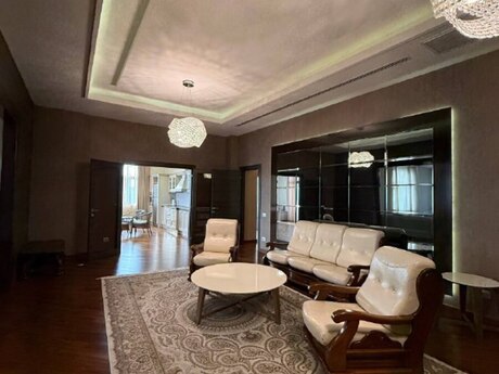 Sahildə 4 otaqlı yeni tikili mənzil kirayə verilir, 300 m², 6 000 AZN/ay, şəkil 3 / 12