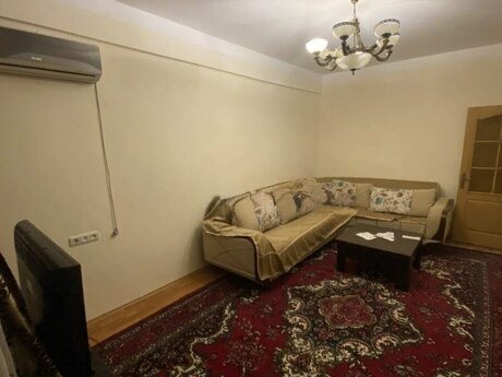 Gənclikdə 3 otaqlı köhnə tikili mənzil kirayə verilir, 95 m², 900 AZN/ay, şəkil 4 / 10