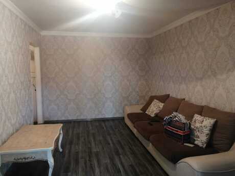 İnşaatçılarda 2 otaqlı köhnə tikili mənzil satılır, 70 m², 130 000 AZN, şəkil 3 / 7