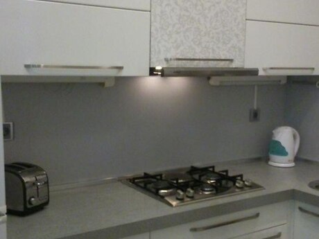 Sahildə 2 otaqlı köhnə tikili mənzil kirayə verilir, 65 m², 1 000 AZN/ay, şəkil 5 / 9
