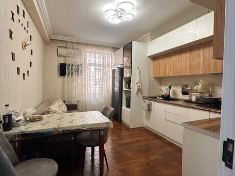 3-room new-build apartment for sale in İnşaatçılar, 115 m², 252 000 AZN, photo 3 / 12