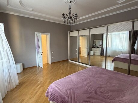 Badamdarda 8 otaqlı həyət evi satılır, 650 m², 1 300 000 AZN, şəkil 5 / 12