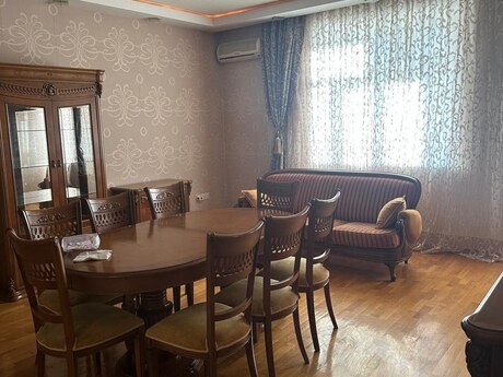 Объявление №6539763 - Баку, м. Низами, 4-комн., 130 м², 8/16 этаж