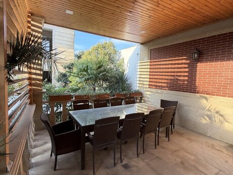 Badamdarda 7 otaqlı həyət evi satılır, 650 m², 1 300 000 AZN, şəkil 2 / 12