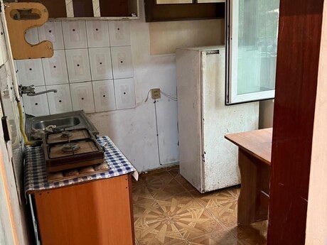 20 Yanvarda 1 otaqlı köhnə tikili mənzil kirayə verilir, 40 m², 450 AZN/ay, şəkil 2 / 5