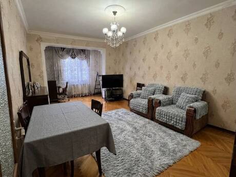 2 otaq · 65 m² · 2/5 mərtəbə, Memar Əcəmi