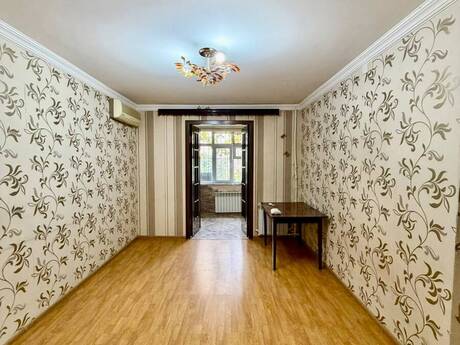 2-room old-build apartment for sale in Neftçilər, 35 m², 122 000 AZN, photo 3 / 12