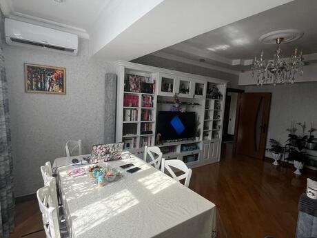 Продаётся 2-комнатная квартира в старом фонде, Azadlıq Prospekti, 55,7 м², 195 000 AZN, фото 4 / 10