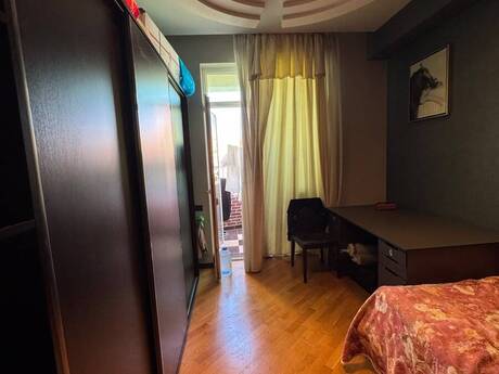 28 Mayda 4 otaqlı yeni tikili mənzil satılır, 156 m², 400 000 AZN, şəkil 5 / 12