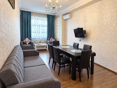 Объявление №6539882 - Баку, м. Кара Караев, 2-комн., 80 м², 3/16 этаж