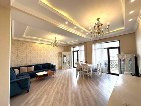 Объявление №6539915 - Баку, пос. Аг шехер, 3-комн., 140 м², 4/8 этаж