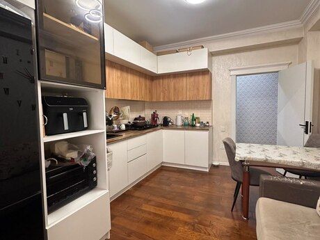 İnşaatçılarda 3 otaqlı yeni tikili mənzil satılır, 115 m², 252 000 AZN, şəkil 3 / 12