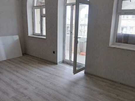 28 Mayda 2 otaqlı köhnə tikili mənzil kirayə verilir, 80 m², 950 AZN/ay, şəkil 3 / 8