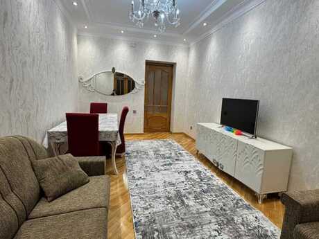 2 otaq · 60 m² · 2/5 mərtəbə, 28 May
