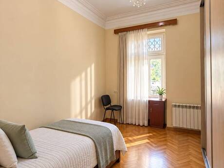 28 Mayda 3 otaqlı köhnə tikili mənzil satılır, 75 m², 270 000 AZN, şəkil 5 / 5