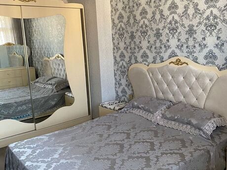 Qurtuluş 93 kompleksində 2 otaqlı yeni tikili mənzil kirayə verilir, 70 m², 400 AZN/ay, şəkil 2 / 12