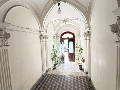 1-room old-build apartment for sale in Sahil, 38 m², 135 000 AZN, photo 3 / 8