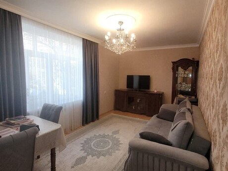 Объявление №6540312 - Сумгаит, Сумгаит, 2-комн., 55 м², 1/5 этаж