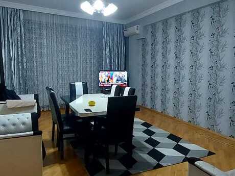 Сдаётся 2-комнатная квартира в новостройке, Şah İsmayıl Xətai, 92 м², 900 AZN/мес, фото 3 / 12