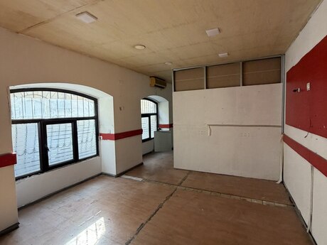 İçəri Şəhərdə 3 otaqlı köhnə tikili mənzil satılır, 68 m², 150 000 AZN, şəkil 5 / 8