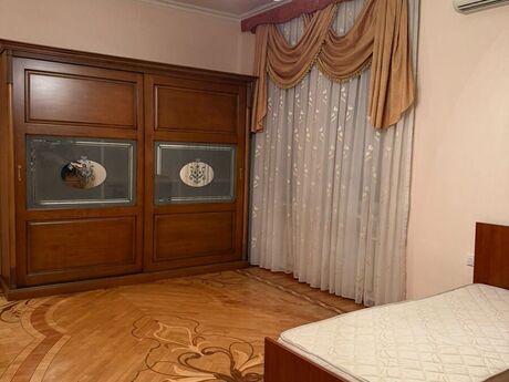 6-room house for rent in Bakıxanov, 200 m², 1 300 AZN/mo, photo 5 / 12